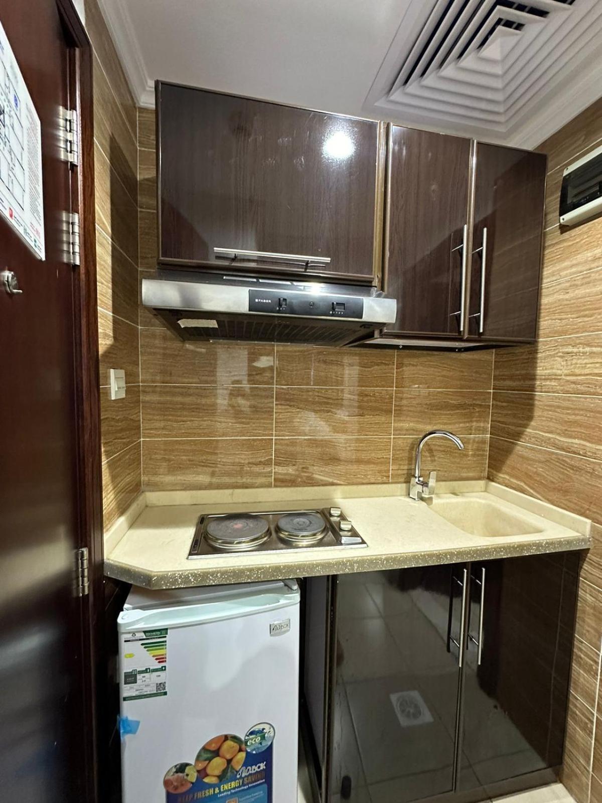 Nuzha Sqaure مكة